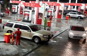 보조금 유가 인상 단행 조코위 대통령 지지도 하락