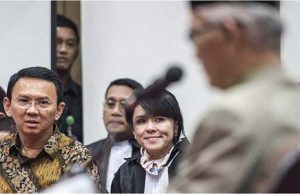 아혹 재판 “법의 덫” 에 걸릴 수 있어