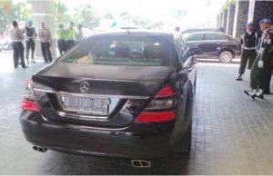 조코위 대통령 전용차 고장나