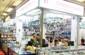 헉! 인도네시아 5개 스마트 폰 중 하나가 불법