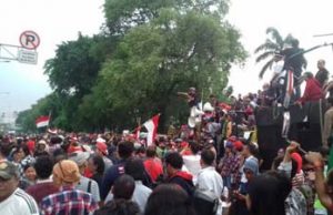 아혹 지지자들 밤새 시위 “무죄 석방하라”주장