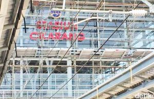 9월 17일 찌까랑-자카르타간 KRL 철도운행