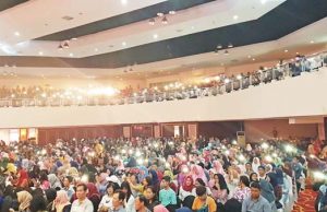 스마랑 코리아페스티벌에 중부자와 한류팬 집결