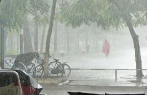 열대성 저기압 ‘다흘리아’발생 자카르타 홍수 예고 자와지역으로 이동 중