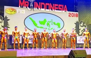 최고의 몸짱 Indonesia Best Bodybuilding에 몰려