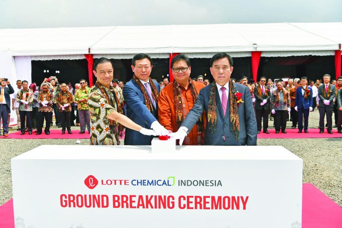 찔레곤 롯데 석유화학단지 기공 신동빈 회장 ‘35억 달러 버튼’