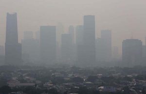 자카르타 시민단체, 대통령 장관 주지사 고발장 접수