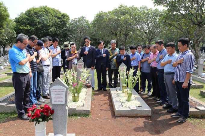 프라모노 아눙, 자카르타 묘지 부족 문제 논의를 위한 특별 회의 개최 예정