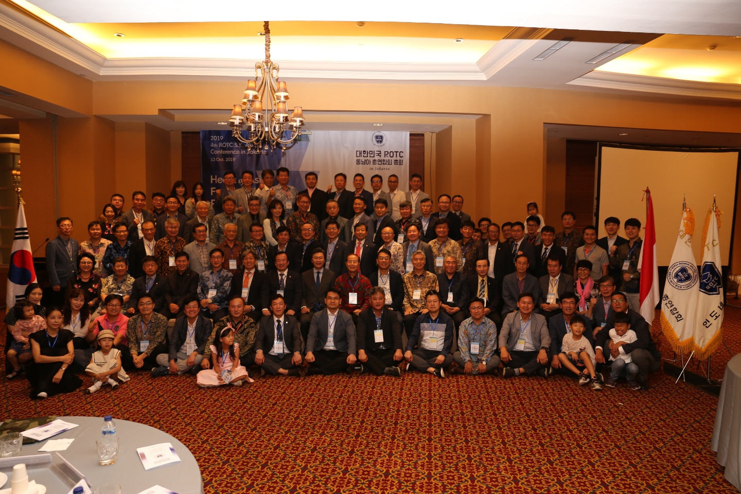 지난 10월 12일 자카르타 소재 리츠칼튼 호텔에서 개최된 ROTC 동남아 대회에 인도네시아지회 회원들을 비롯해 한국 ROTC 중앙회임원단 베트남 싱가포르 말레이시아 홍콩 지회 대표단 등 140여명이 참가했다