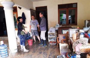 김창범 대사, 한인동포 홍수피해 현장 방문… 한인기업도 피해 커