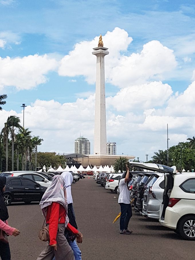 자카르타 주지사만 50% 이상 득표 당선… 야당 후보 51.03% 득표