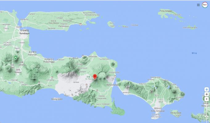 라웅 화산 분화 2,500m까지 올라.. 반유왕이 공항과 발리 방향