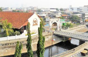 350년 인니통치 네덜란드, 17∼19세기 노예제 첫 공식사과