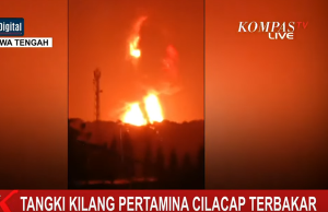 Cilacap 정유소 화재 발생 낙뢰로 인한 사고 추정