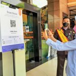 코로나19 감염자 22,000명이 쇼핑몰에 들어가려다 거절