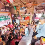 중부 자카르타 타나아방 어린이에게 메리 크리스마스