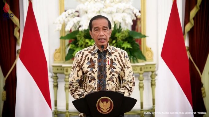 대통령, 해외입국자 격리 해제 발표… 23일부터 시행. 도착비자는 관광지만