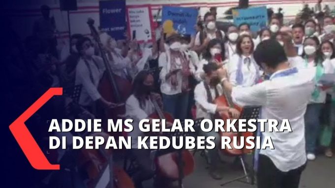 인도네시아-우크라이나인, 러시아 대사관에서 반전 시위