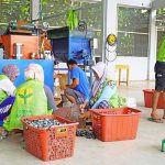 새마을버섯센터에서 버섯배지 생산