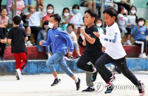 마스크 벗은 운동회