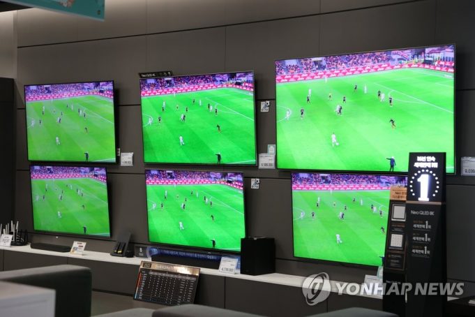 EU 에너지효율 기준 강화로 삼성·LG 8K TV ‘위기’