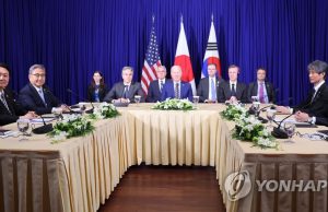 프놈펜 한미일 정상회담 공동성명(전문)