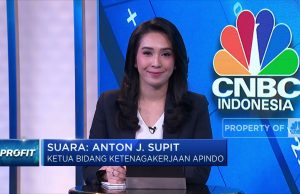 경제단체 “노동장관령 대법원 제소” 노총 “고용주 대규모 시위” 충돌