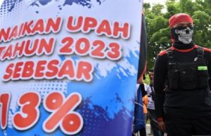 2023년 최저임금 발표 연기.. 3개 주 5% 대 인상 발표