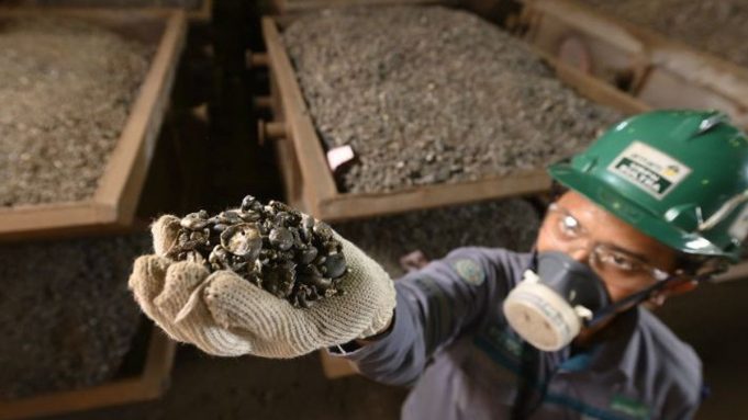 인도네시아 자원 제2의 OPEC 구상… 니켈 등 광물자원 대상