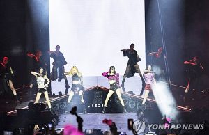 블랙핑크, 월드투어 본격 포문