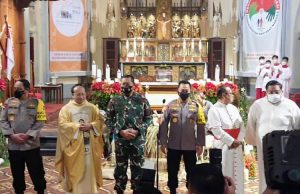 성탄전야에 군인과 경찰, 교회와 성당 치안 확보