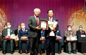 김우재 월드옥타 명예회장, 인간경영대상 수상