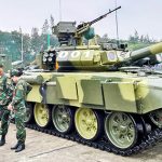 러시아제 무기 의존도 줄이는 베트남…’제2의 폴란드’ 가능할까