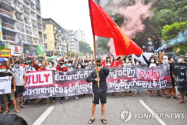 안보리, 첫 미얀마 결의안 채택…폭력 종식과 정치범 석방 요구