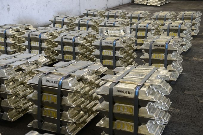 주석 광산 부패 사건 판결, 중국과 비교되며 국민적 공분 사