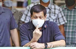 필리핀 ‘마약과의 전쟁’ 경찰에 종신형… “고문에 증거도 조작”