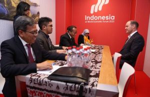 투자부 장관, 일본에게 뎅기열 백신 공장 요청