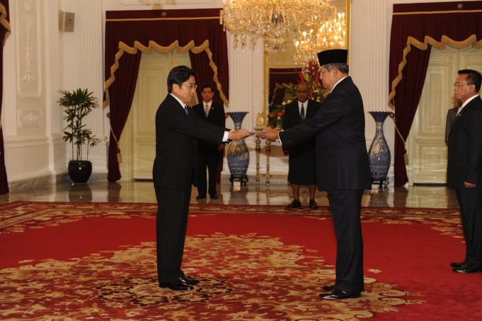 김영선 대사 신임장 제정