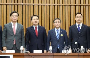 ‘동포청 신설·보훈부 격상’ 정부개편 합의…여가부 이견