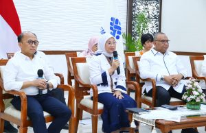 종교절 수당(THR) 2,303건 신고… 대부분 자카르타