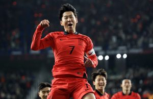 손흥민, 아시아 최초·역대 34번째 ‘EPL 100골’…팀은 2-1 승리