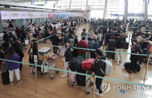 올해 외화 휴대 밀반출입 적발 금액 48%↑…관세청, 단속 강화