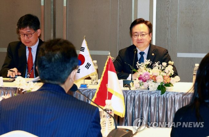 한·인니 보건장관 면담…”현지 진출 한국기업 적극 지원”…의료진출 기대
