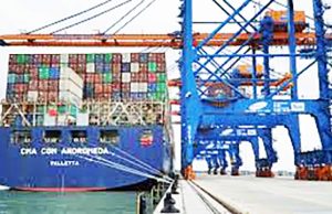 베트남, 컨테이너 처리속도 동남아서 가장 빨라…0.9일