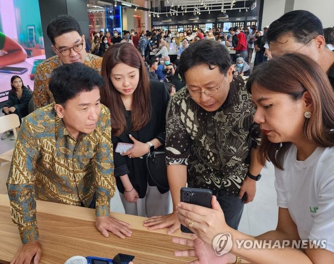 하나금융그룹, 자카르타 ‘LINE Bank X SAMSUNG’ 체험 행사 개최