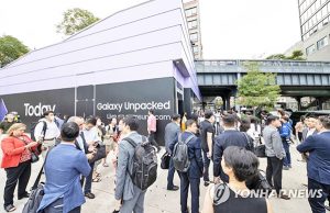 삼성폰 첫 국내 언팩, 한류팬심 저격…아시아전략 다변화 가속