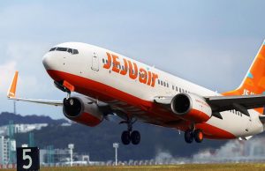 아찔했던 제주항공 ‘개문시도’ 난동…승무원·승객 공동제압