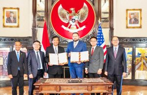 미국, 바탕에 5억 달러 태양광 패널 공장 건설