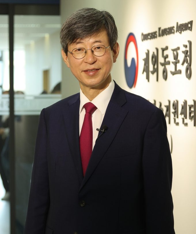 (인터뷰) 이기철 동포청장 “글로벌 중추국가 견인할 750만 동포 꼼꼼히 챙길 것”