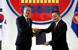 이장근 신임 아세안 대사, 신임장 제정